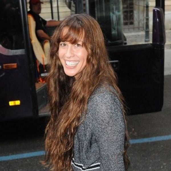 «YOU OUGHTA KNOW» – Alanis Morissette