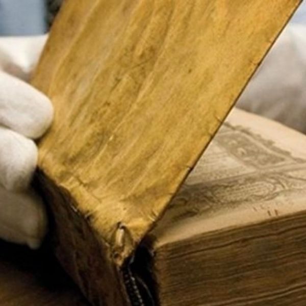 Libros de piel humana: bibliopegia antropodérmica
